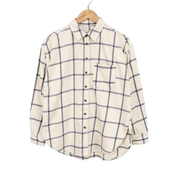 NWT Universal Thread Oversized Button Up Flannel Plaid Shirt Cream Navy Size XS - Picture 1 of 8